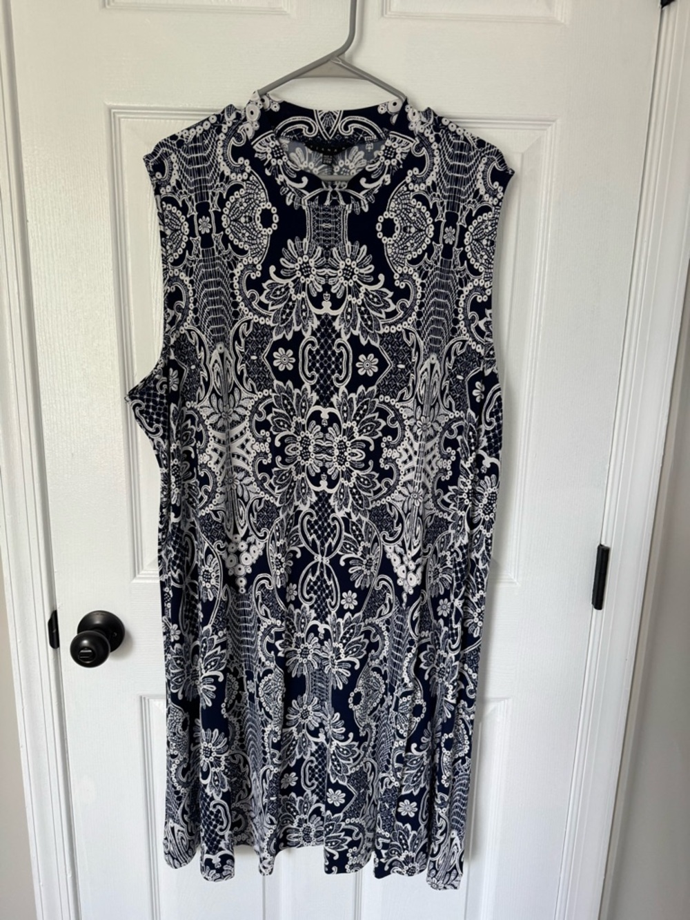 Tiana B. Navy and White Sleeveless Paisley Midi Dress